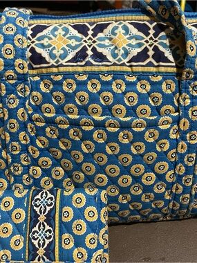 Vera Bradley Yellow and Navy Geometric Quilted Tote